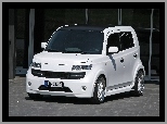 Dach, Daihatsu Materia, Czarny